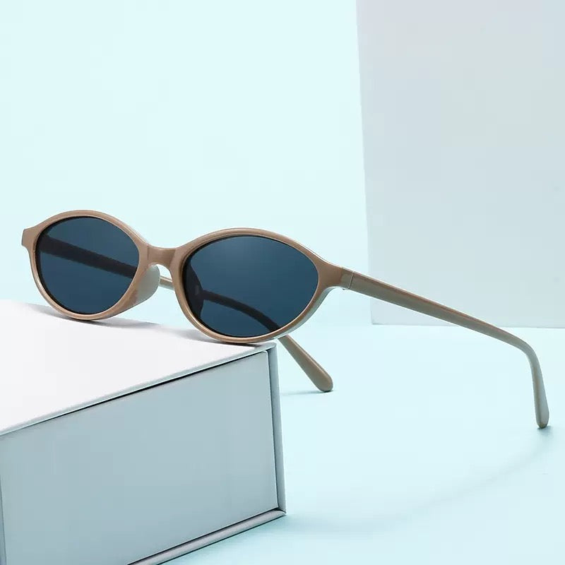 Retro Oval Polarized Sunglasses for Women – UV400 Trendy Small Frame Sun Glasses