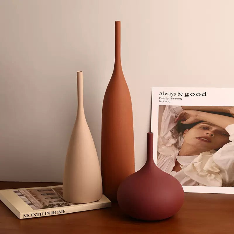 Retro Brushed Morandi Ceramic Vase, Nordic Style Home Ornament for Living Room Decor